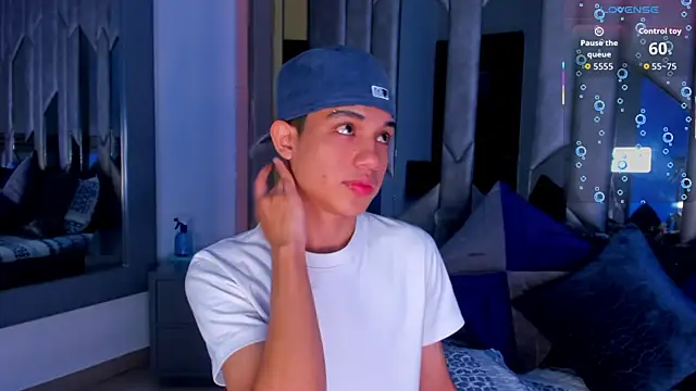 Snapshot of Sebax_Young chatting on May 4, 2026, 9:00 pm Sebax Young online show from May 4, 2026, 9:00 pm