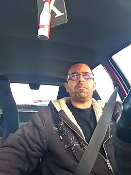 Snapshot of Thomas043 chatting on December 3, 2025, 7:16 am Thomas043 online show from December 3, 2025, 7:16 am