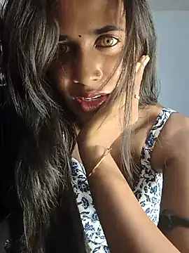 cute radhikaa online show from September 22, 2025, 5:26 pm