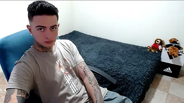 santii ss online show from October 25, 2025, 4:24 pm