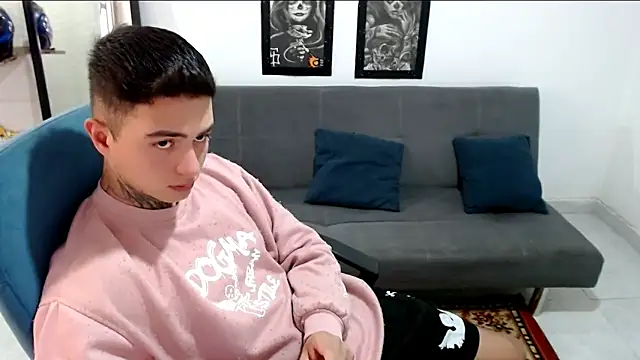 santii ss online show from November 5, 2025, 2:39 pm