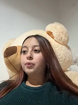 esmeralda diamond69 online show from February 4, 2026, 4:29 am