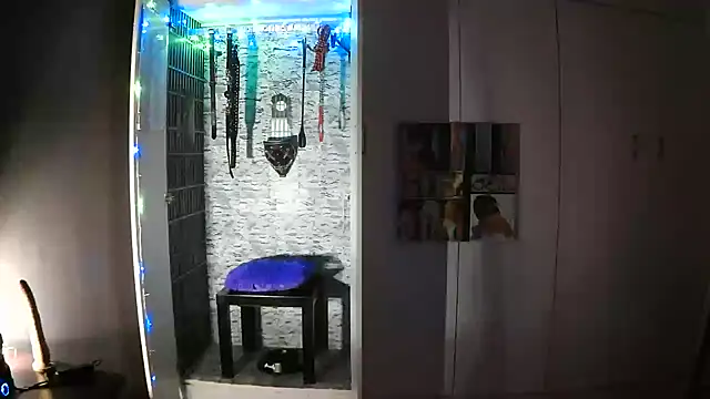 BaDSubMiss online show from September 11, 2025, 4:01 am