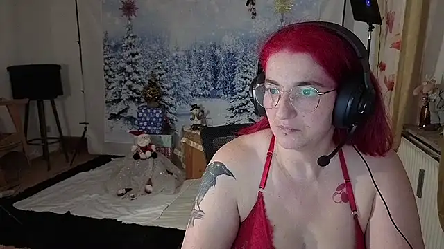 Snapshot of Einfach_Dani_offi chatting on November 11, 2025, 7:36 pm Einfach Dani offi online show from November 11, 2025, 7:36 pm