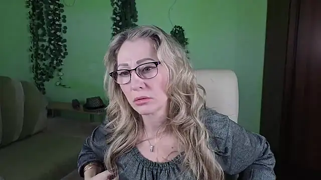 Habibi Honeyy online show from October 17, 2025, 4:59 am