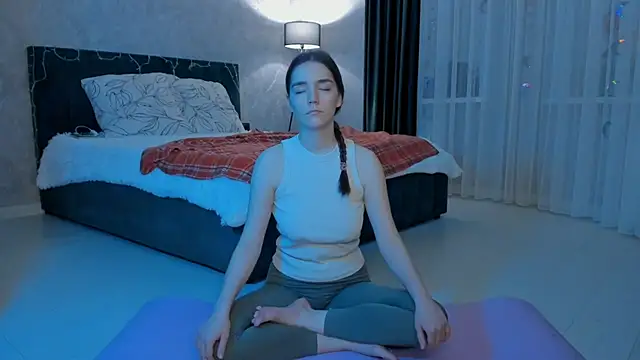 sweete chantal online show from October 24, 2025, 5:20 pm