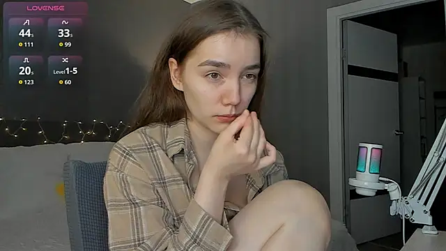 Snapshot of sweete_chantal chatting on May 23, 2026, 7:29 pm sweete chantal online show from May 23, 2026, 7:29 pm