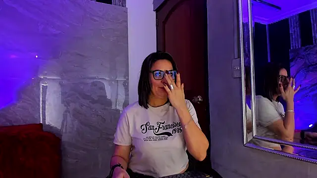 Snapshot of Agatha_Pleasure chatting on October 22, 2025, 11:54 am Agatha Pleasure online show from October 22, 2025, 11:54 am