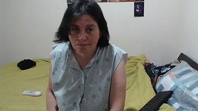 jade noah  online show from February 12, 2026, 2:45 pm