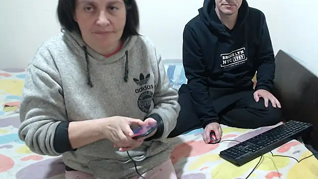 jade noah  online show from February 20, 2026, 2:08 am