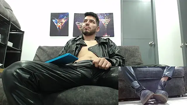 mackdaniels online show from November 24, 2025, 9:14 pm