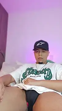 asmodeo 33 online show from March 5, 2026, 7:37 am