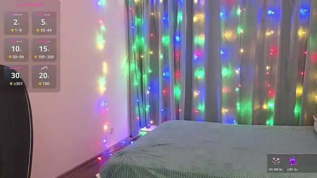 Snapshot of Laura_Gol chatting on November 19, 2025, 9:26 pm Laura Gol online show from November 19, 2025, 9:26 pm