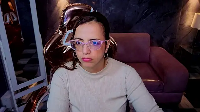  Evoni b online show from November 24, 2025, 7:35 pm