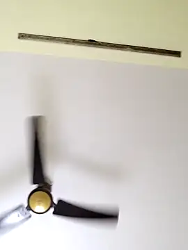 Snapshot of radhika2 chatting on October 9, 2025, 6:22 am radhika2 online show from October 9, 2025, 6:22 am