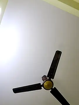 Snapshot of radhika2 chatting on November 5, 2025, 5:13 pm radhika2 online show from November 5, 2025, 5:13 pm