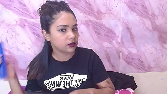 IndiaSexyStripper4u online show from November 5, 2025, 5:24 pm