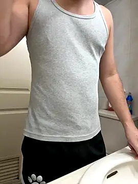 Snapshot of zack23088 chatting on October 19, 2025, 12:33 am zack23088 online show from October 19, 2025, 12:33 am