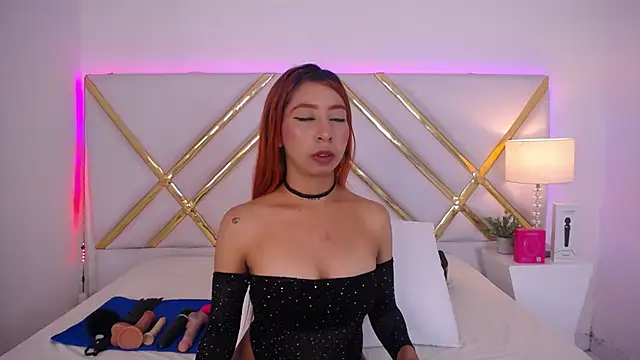 laila stilwiills online show from April 18, 2026, 6:28 am