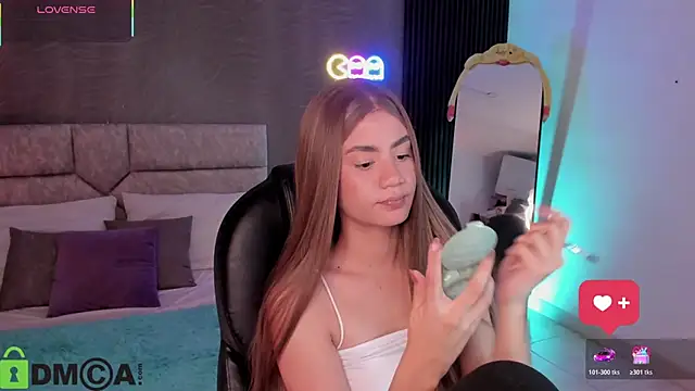 Arinextdoor online show from January 12, 2026, 1:44 am