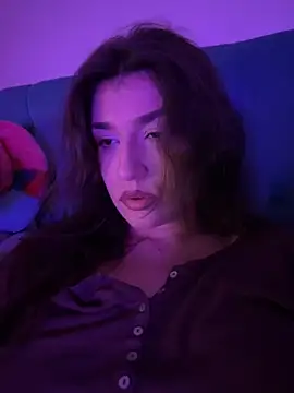 Snapshot of ScarletBloom_ chatting on November 20, 2025, 5:12 pm ScarletBloom online show from November 20, 2025, 5:12 pm