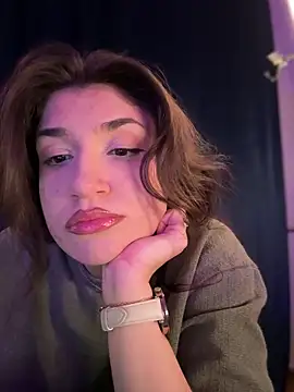 Snapshot of ScarletBloom_ chatting on December 21, 2025, 4:03 pm ScarletBloom online show from December 21, 2025, 4:03 pm