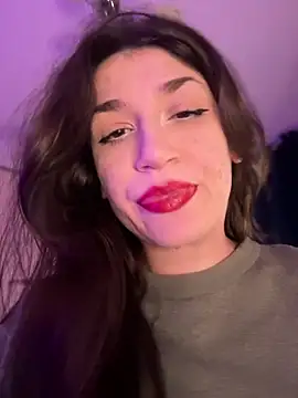 Snapshot of ScarletBloom_ chatting on February 1, 2026, 5:33 pm ScarletBloom online show from February 1, 2026, 5:33 pm