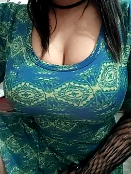 hot grieal1 online show from October 21, 2025, 6:30 pm