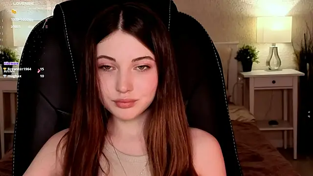 Snapshot of Kimmie_shine chatting on July 28, 2026, 6:20 pm Kimmie shine online show from July 28, 2026, 6:20 pm