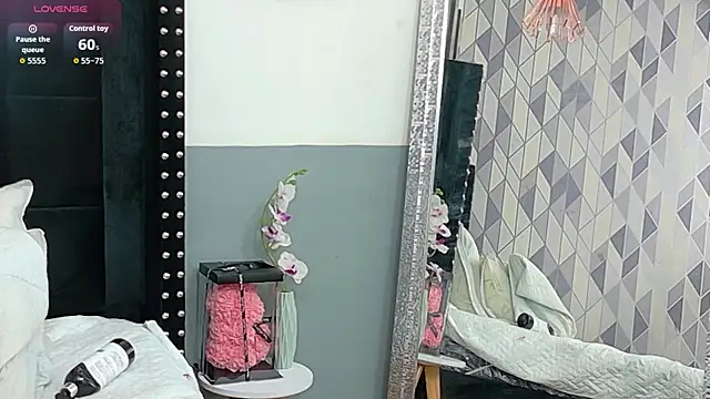 Snapshot of EbonyCoWorker chatting on May 31, 2026, 6:09 pm EbonyCoWorker online show from May 31, 2026, 6:09 pm