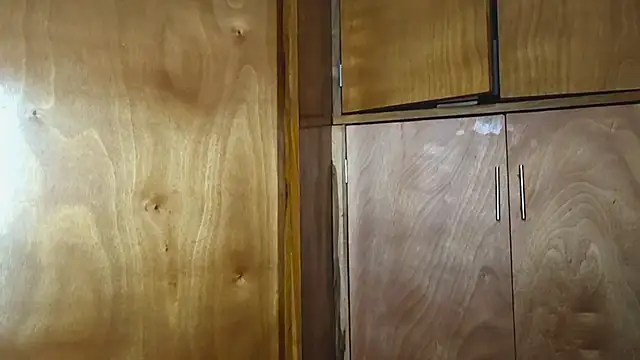 EmilyNoir1 online show from September 12, 2025, 4:01 am