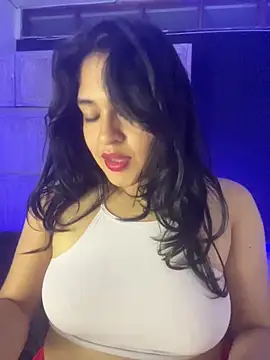 EmilyNoir1 online show from May 17, 2026, 11:56 pm