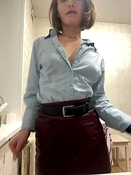 ZariaFlame online show from October 8, 2025, 9:34 pm