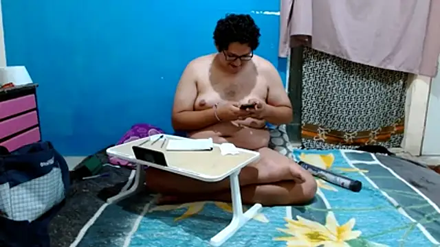 MeisanPaul online show from June 19, 2026, 3:00 am