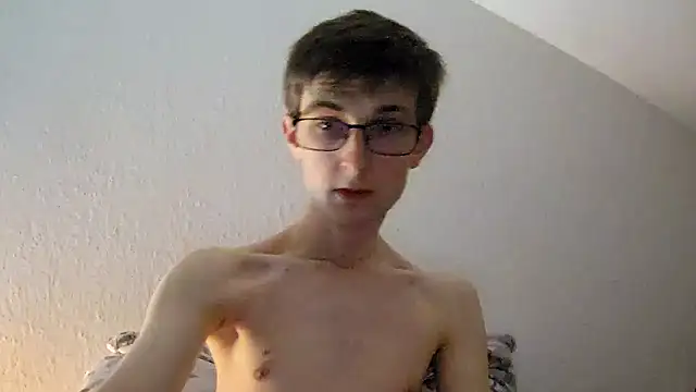 Snapshot of yourhengst chatting on December 14, 2025, 6:34 pm yourhengst online show from December 14, 2025, 6:34 pm