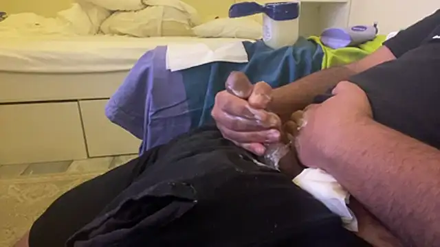 Snapshot of qnawafp chatting on February 18, 2026, 11:11 pm qnawafp online show from February 18, 2026, 11:11 pm