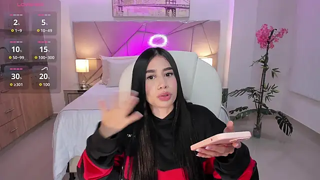 miranda crawfor online show from April 14, 2026, 5:24 am