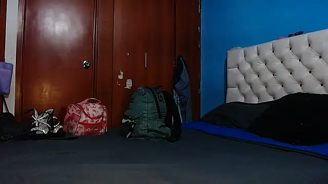 SamiBoobsxx online show from March 28, 2026, 3:39 am