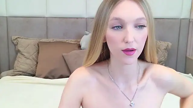 KellyBradford online show from September 27, 2025, 5:56 am