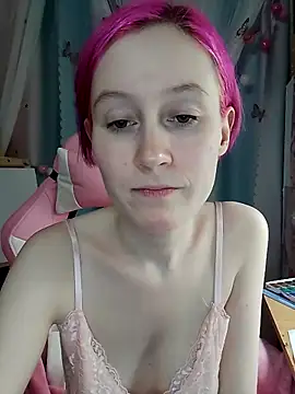 Fuzzy Unicorn online show from November 3, 2025, 7:15 pm