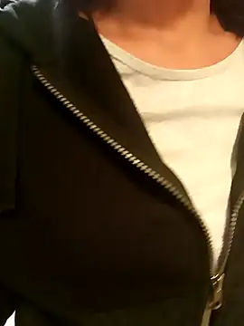 Flacidas online show from November 12, 2025, 9:47 pm