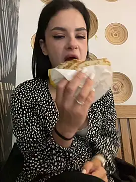 MiraReach online show from September 24, 2025, 3:32 am