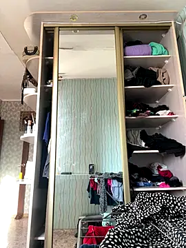 MiraReach online show from October 20, 2025, 3:40 am