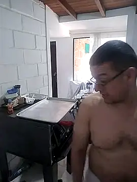 Danimedellin1 online show from April 21, 2026, 5:06 pm