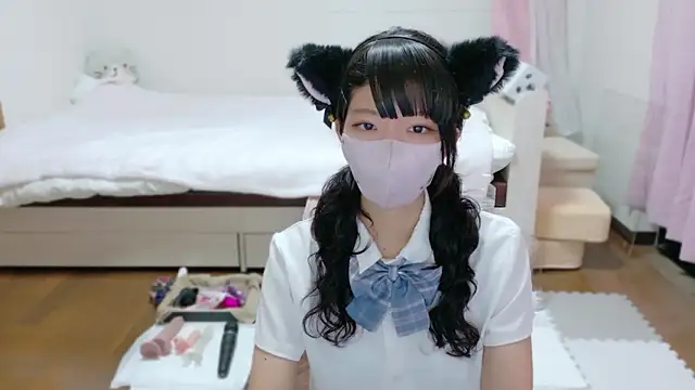 clara 6x9 online show from October 4, 2025, 3:21 pm