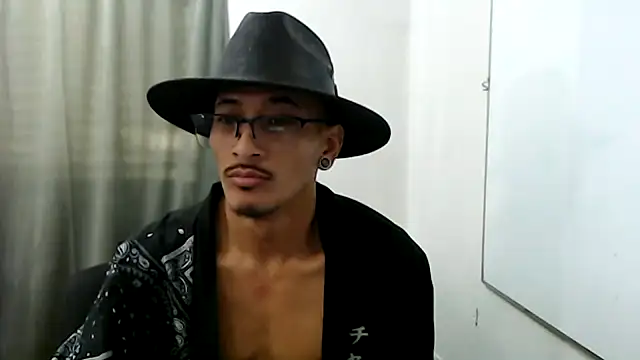 tanjir020 online show from March 12, 2026, 6:36 pm