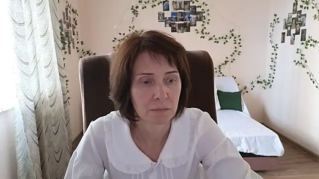 Lia Tito online show from September 19, 2025, 12:17 pm