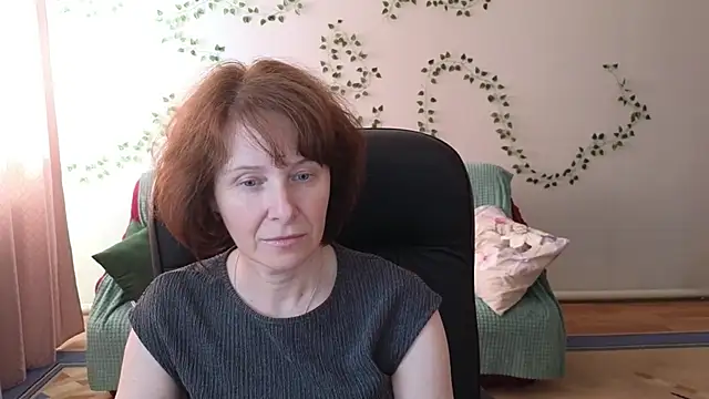 Lia Tito online show from June 10, 2026, 6:34 am