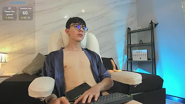 mathias saenz online show from January 8, 2026, 7:05 pm