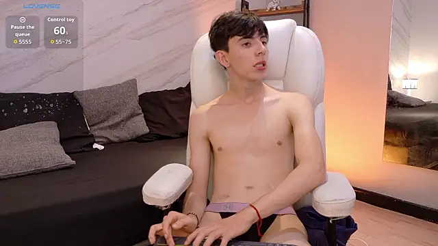 Snapshot of mathias_saenz chatting on February 20, 2026, 7:47 pm mathias saenz online show from February 20, 2026, 7:47 pm